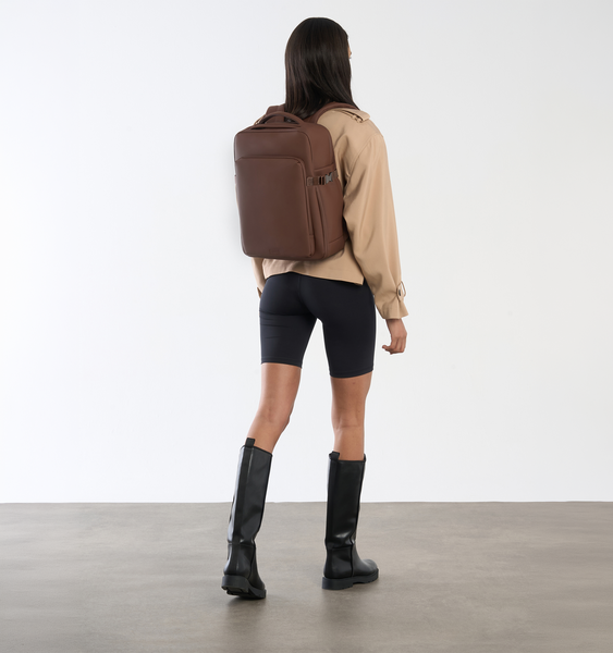 Lost In Berlin Rucksack Pro 16"