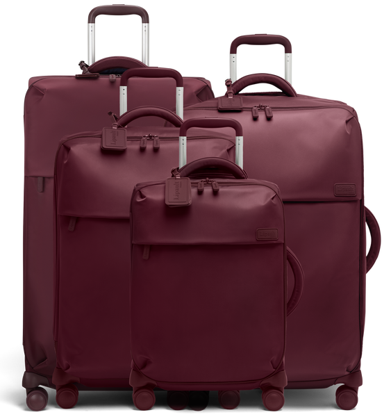 Set of 4 Plume Suitcases Set of 4 Plume Suitcases