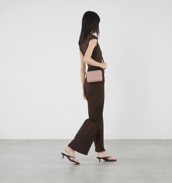 Lost In Berlin Umhängetasche - die Box