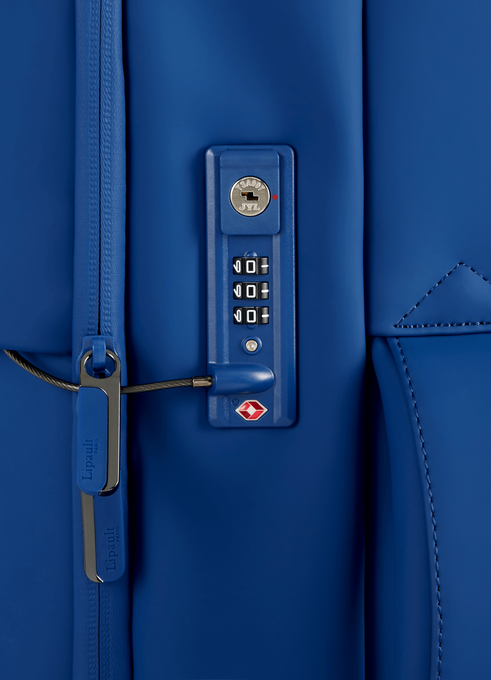 Lipault Lost In Berlin Cabin 2.0 55cm  Blue Me Away